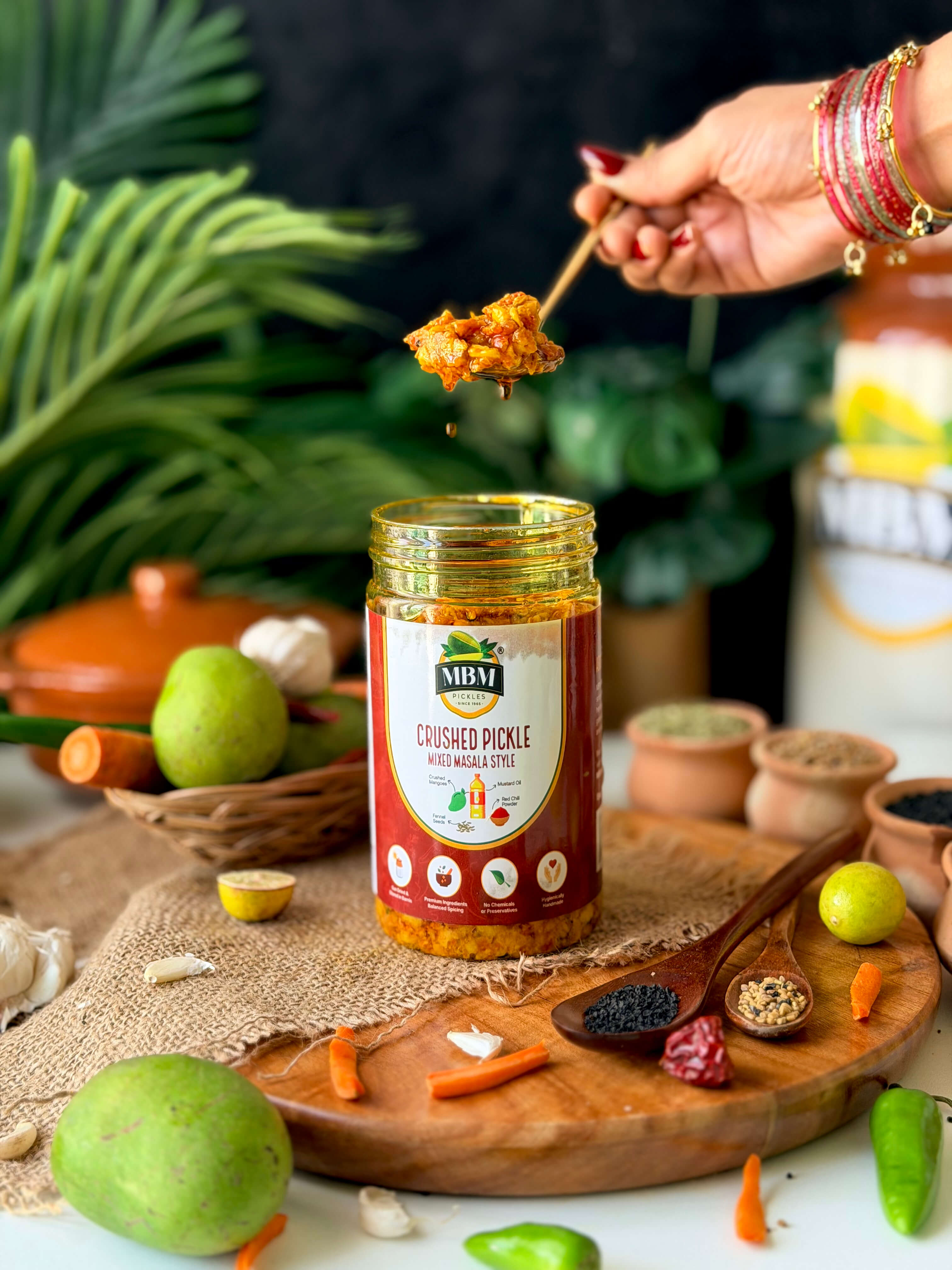 CRUSHED PICKLE   پسا ہوا اچار